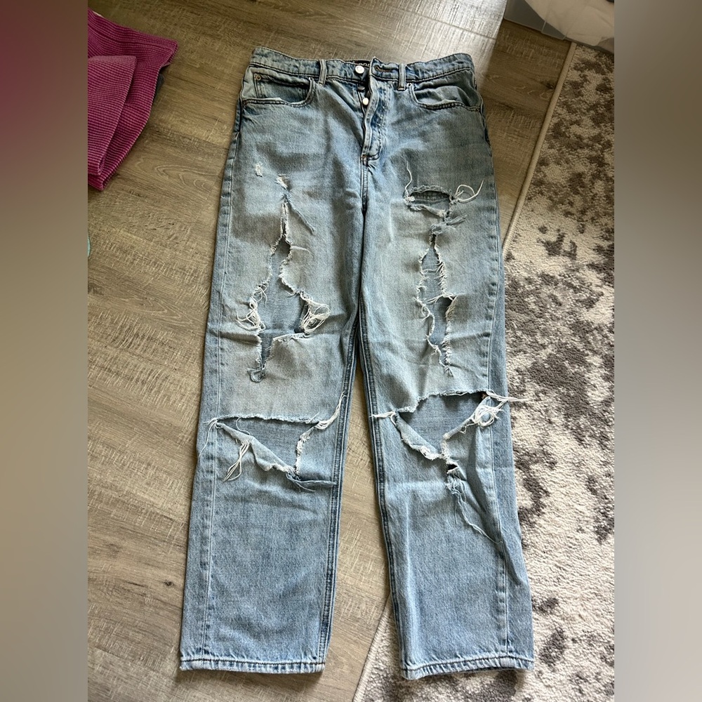 BDG Light Blue Relaxed Straight Jeans